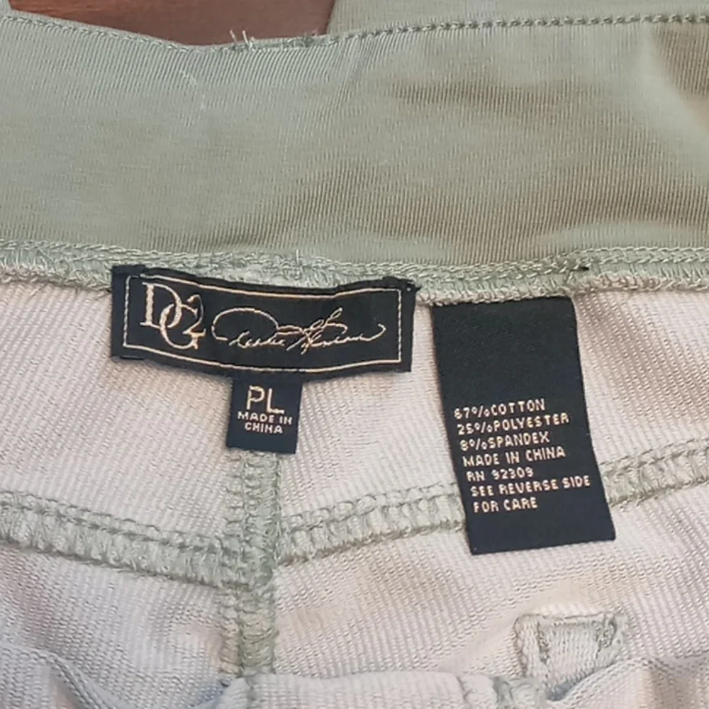 DG2 Light Green Soft Jeggings PL NWT